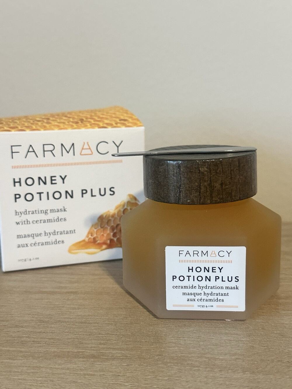 Farmacy Honey Potion Plus Ceramide Hydrating Mask 117g /4.1oz w/Magnetic Spatula